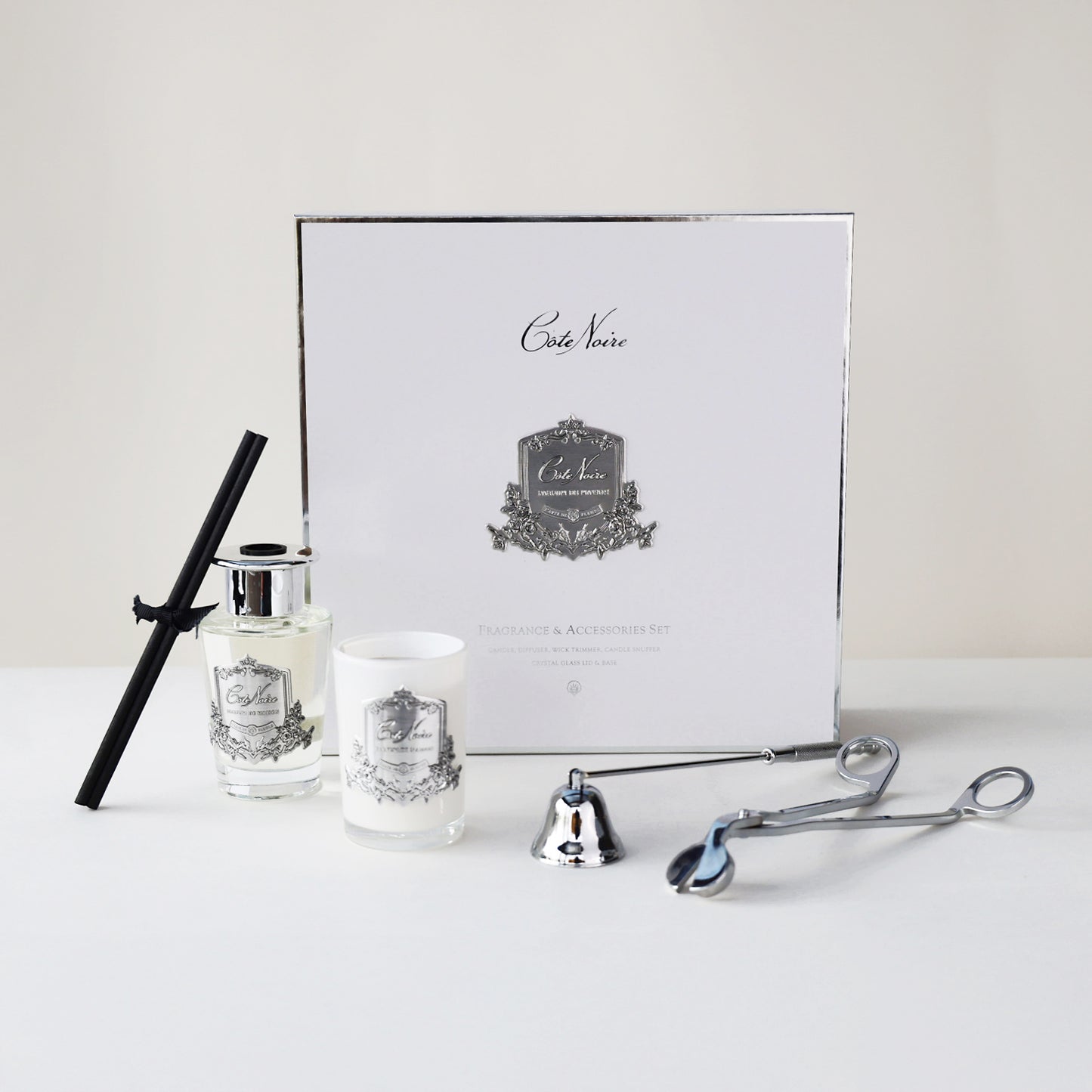 Luxury Gift set with Silver candle, Snuffer, Wick trimmer & Diffuser-Silve Badging