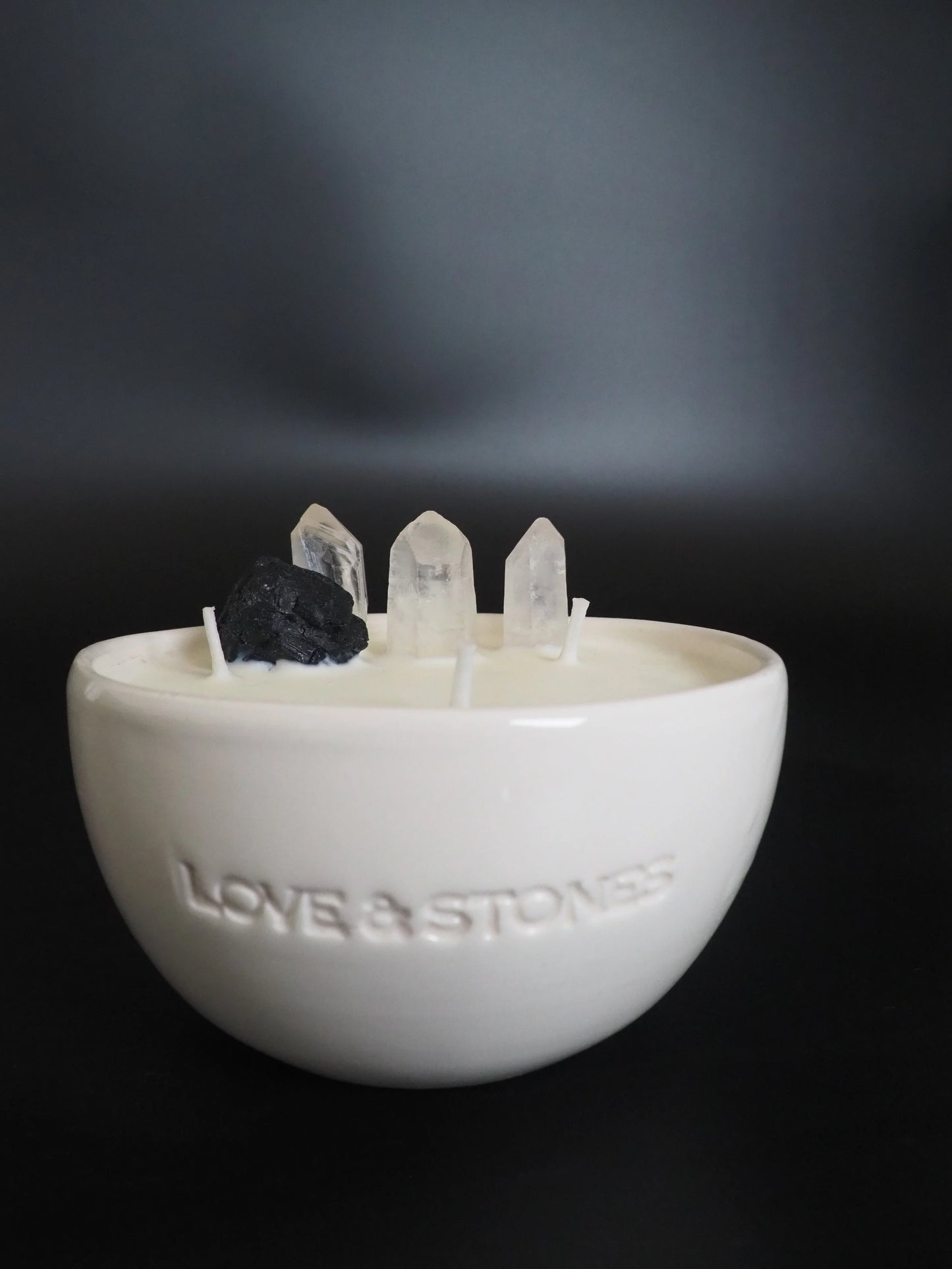 Feel Balance - Black Tourmaline & Raw Crystal Quartz Pointer Infused Scented Petit White Candle