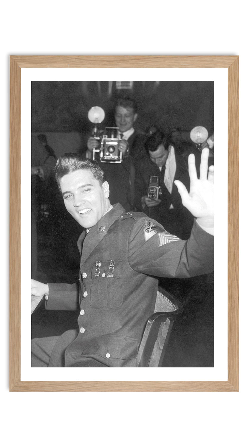 La Galerie Photo Elvis Service 1960 K006113-A4 Pack of 2