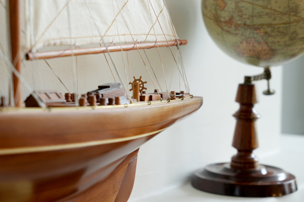 Endeavour Classic Wood