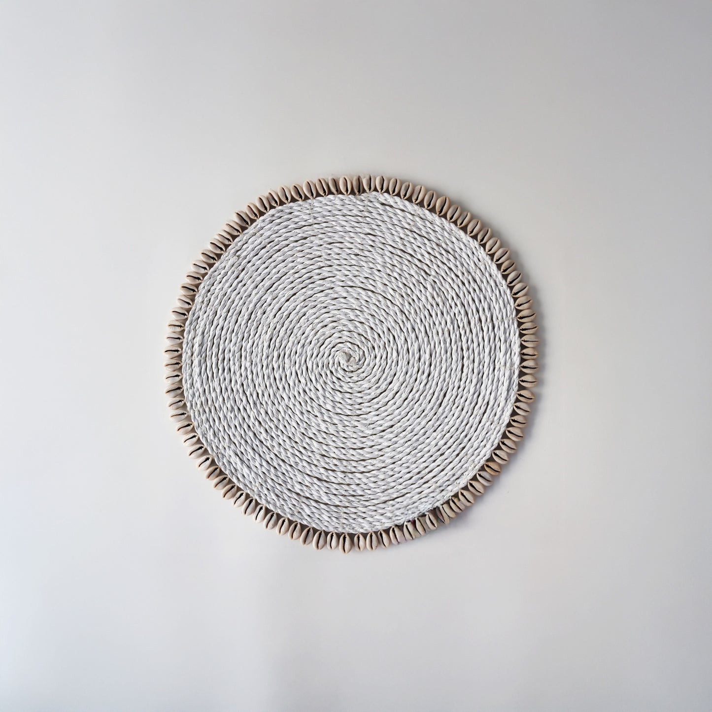 Seagrass Shell Round Placemat