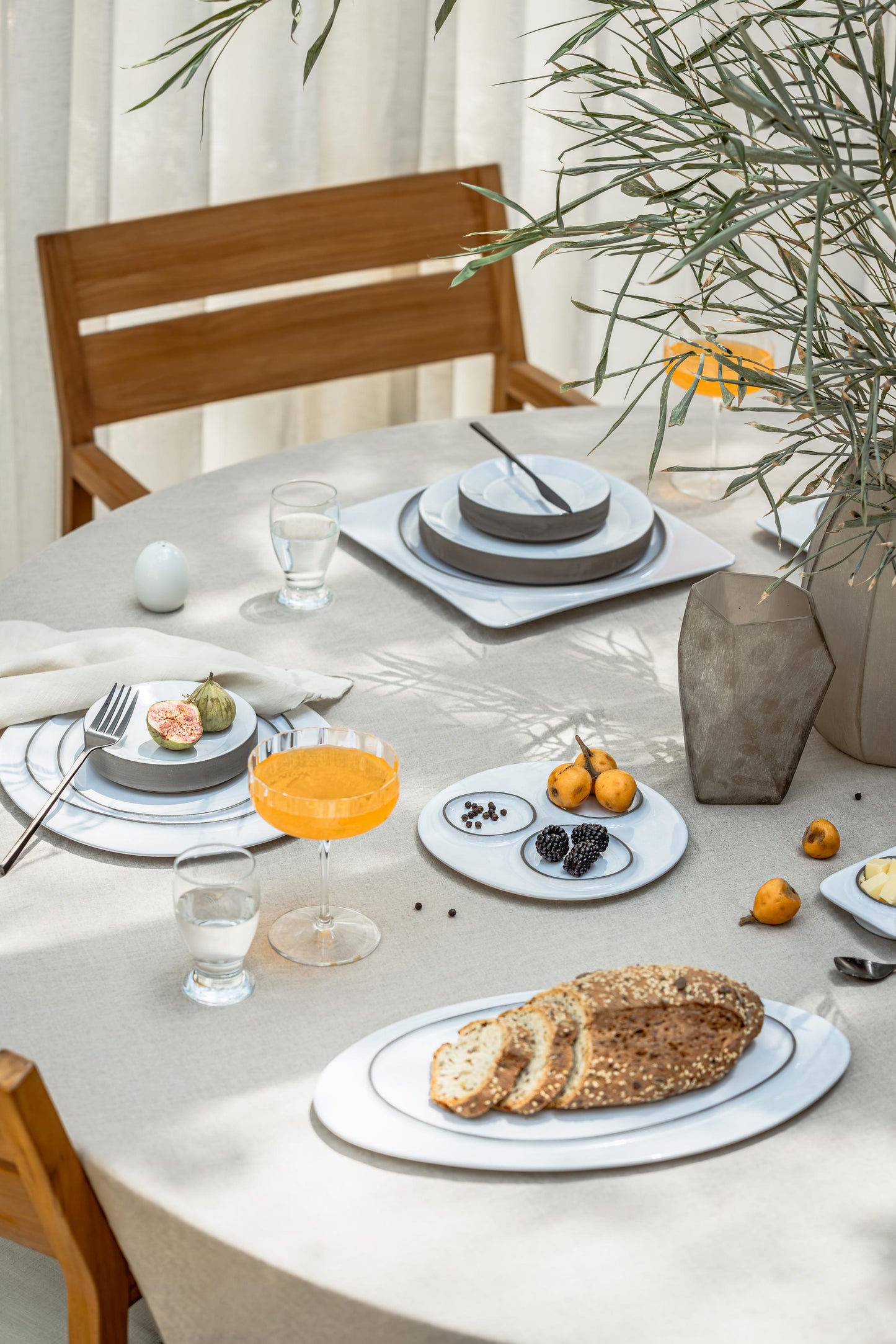 Ambar 3-Section Round Platter