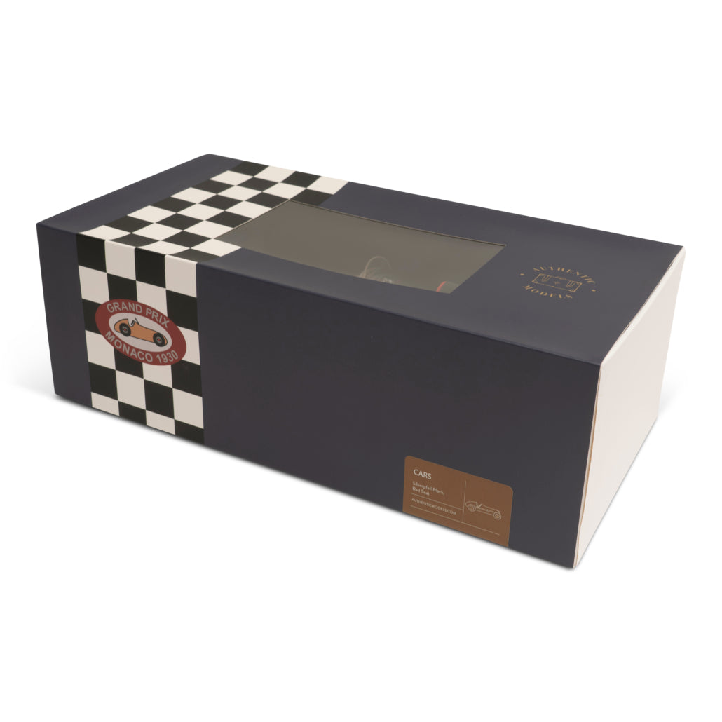 Silberpfeil Black, Red Seat