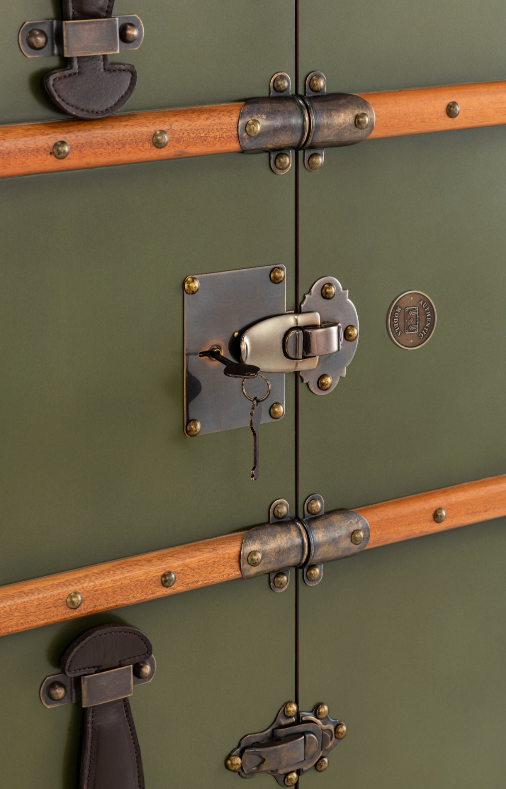 Stateroom Bar, Field Green