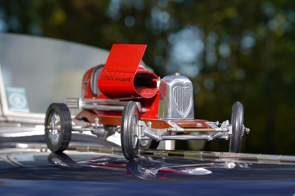 Bantam Midget, Red