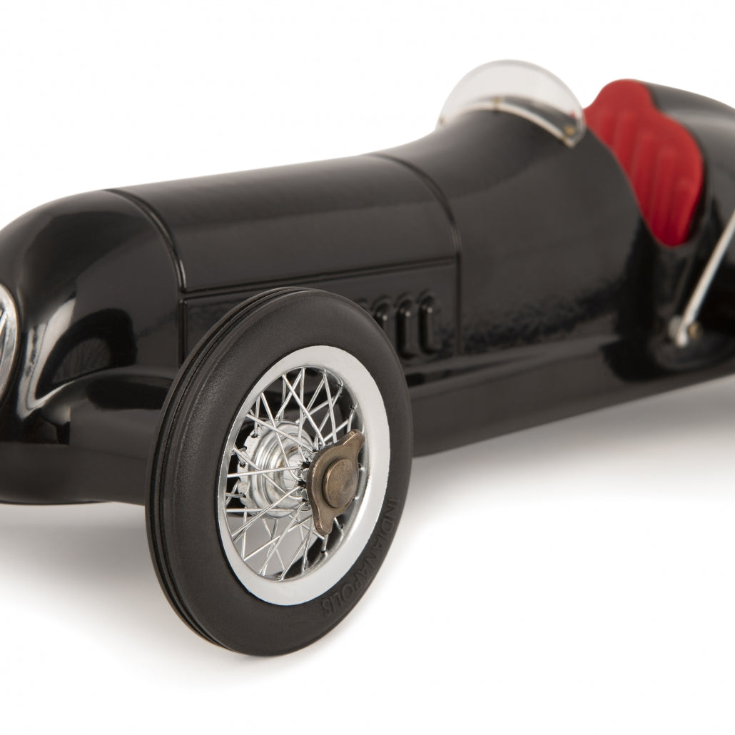 Silberpfeil Black, Red Seat