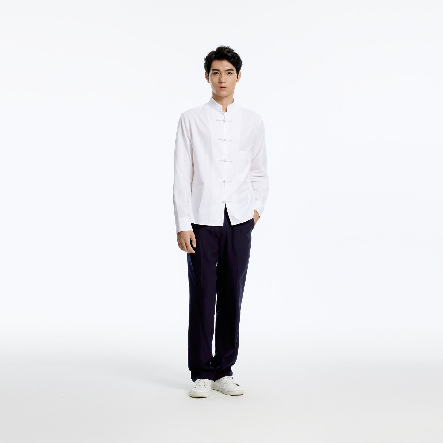 Tang Cotton-linen Shirt With Embroidered Calabash