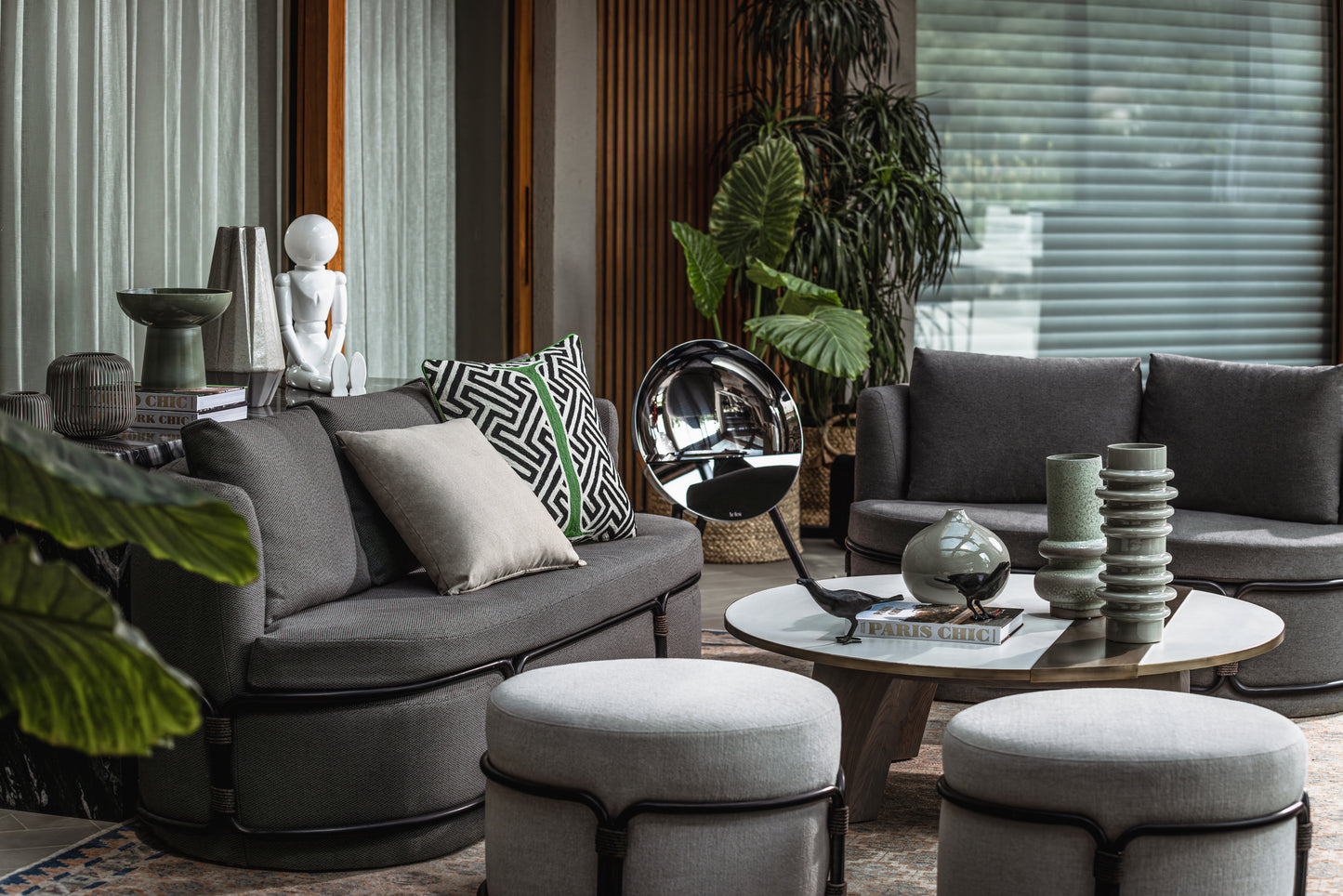 Le Feu Eye Korpus– Black & Silver Edition