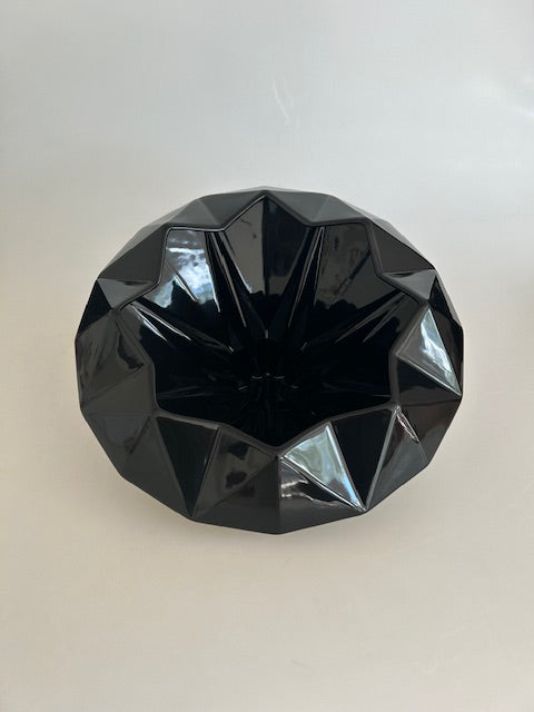 Diamond Inclined Bowl – Black