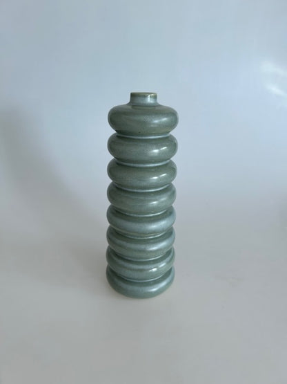 Ringed Glaze Vase – Sculpted