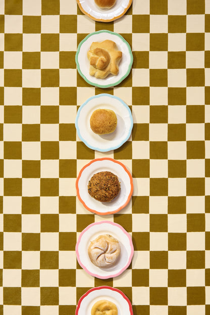 Scalloped Rim Fruit Plate Pink