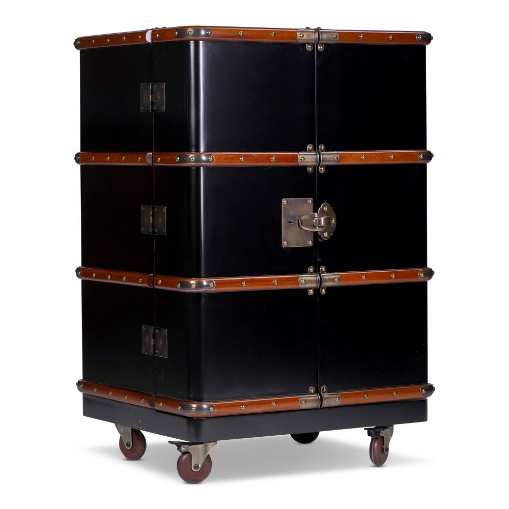 Polo Club Bar, Black