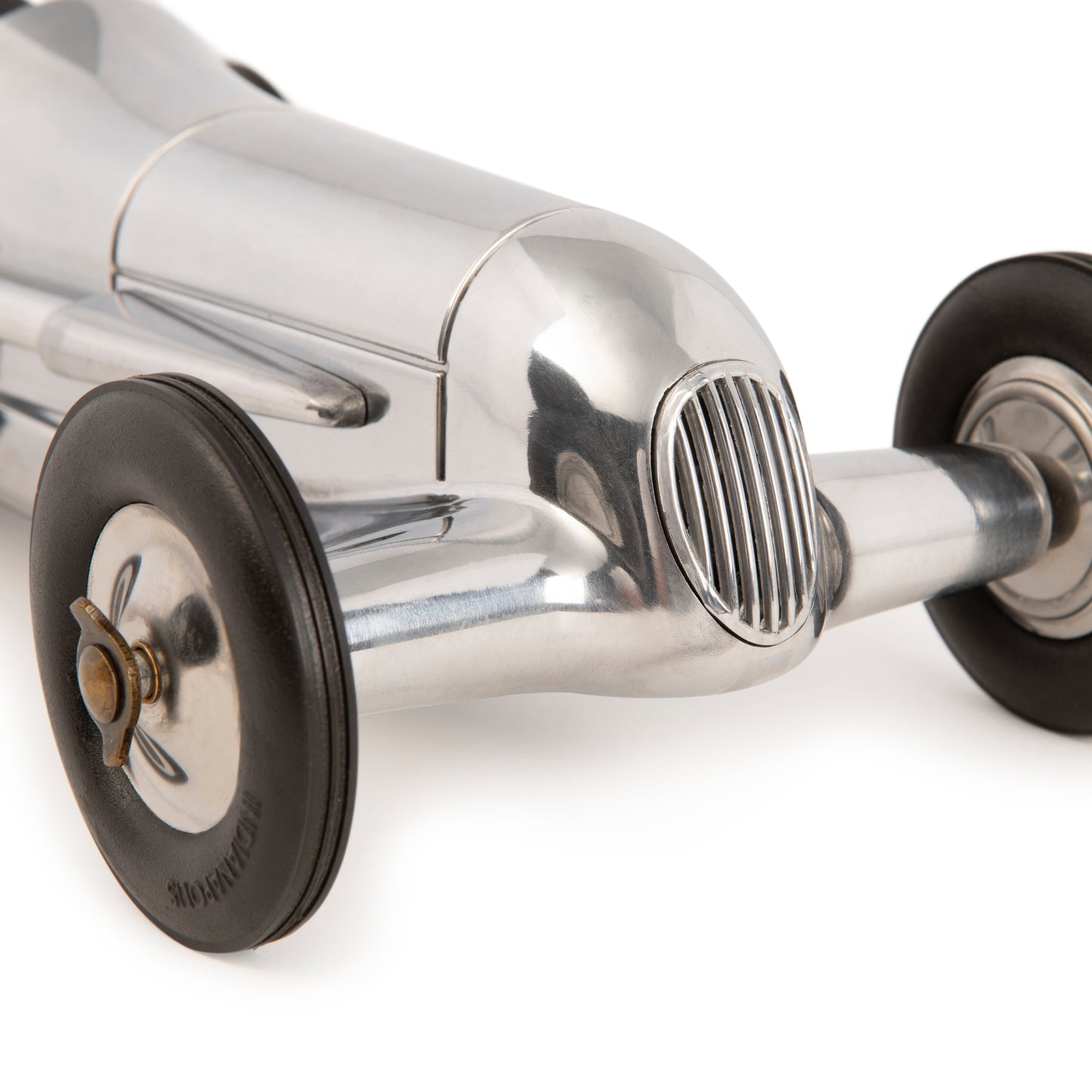 Indianapolis, Alu/Black