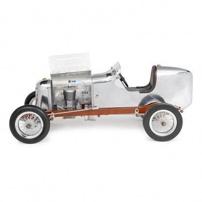 Bantam Midget, 19