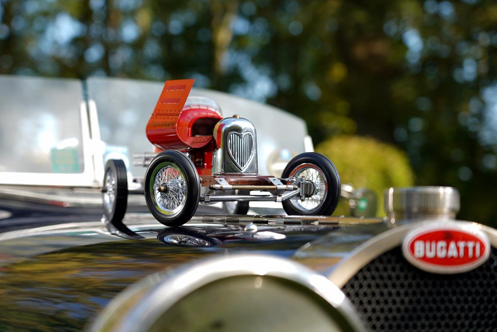 Bantam Midget, Red